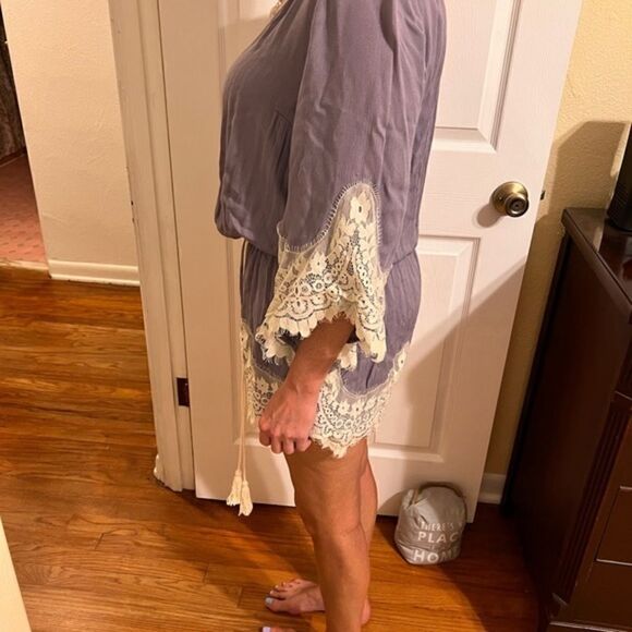 Umgee gray lace romper medium - Picture 14 of 16